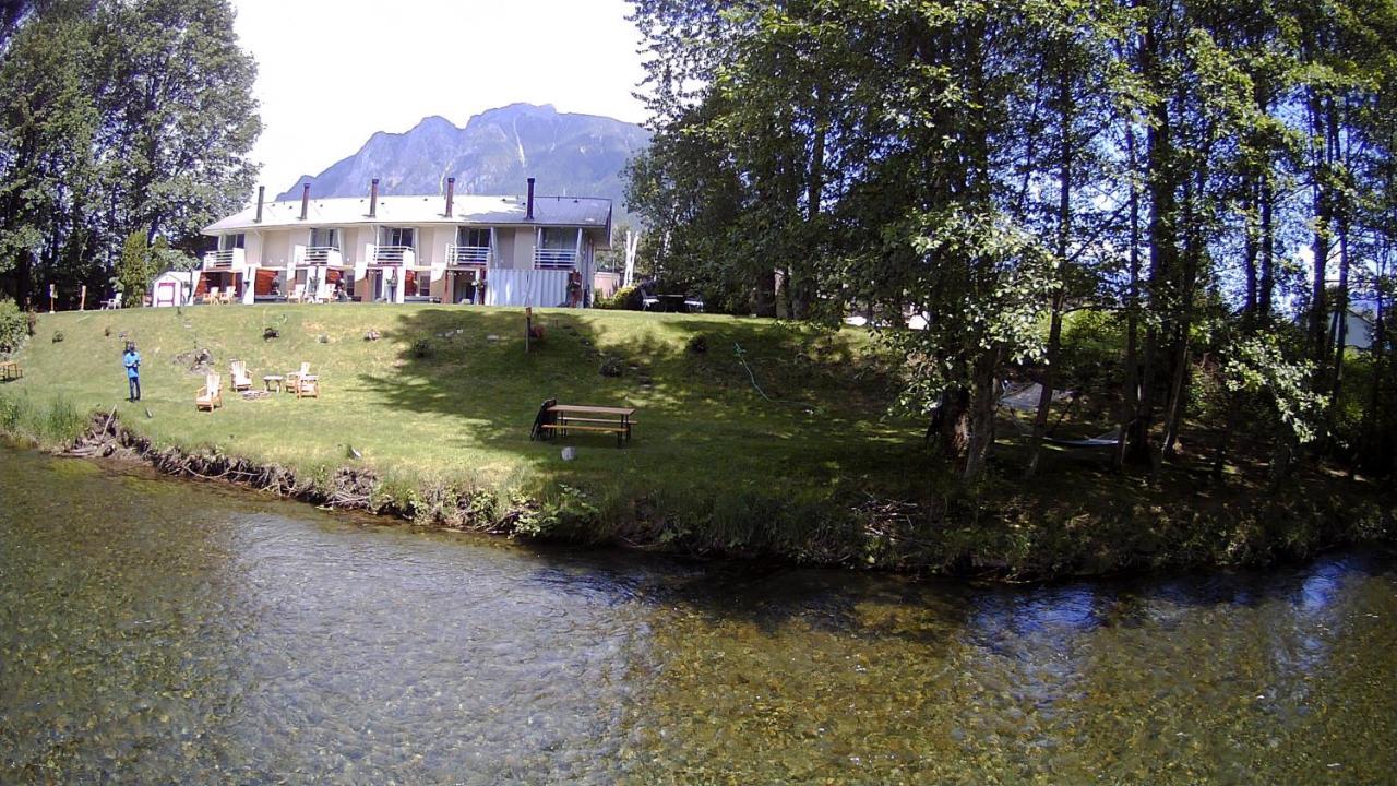 Moon River Suites #5 North Bend Exterior foto